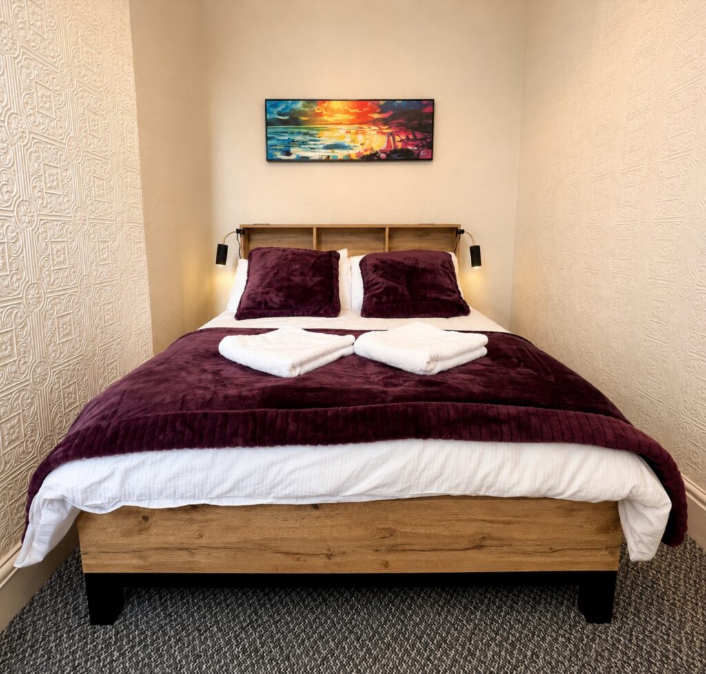 Double bedroom at Atlantean Properties 4-bed serviced accommodation in Bootle